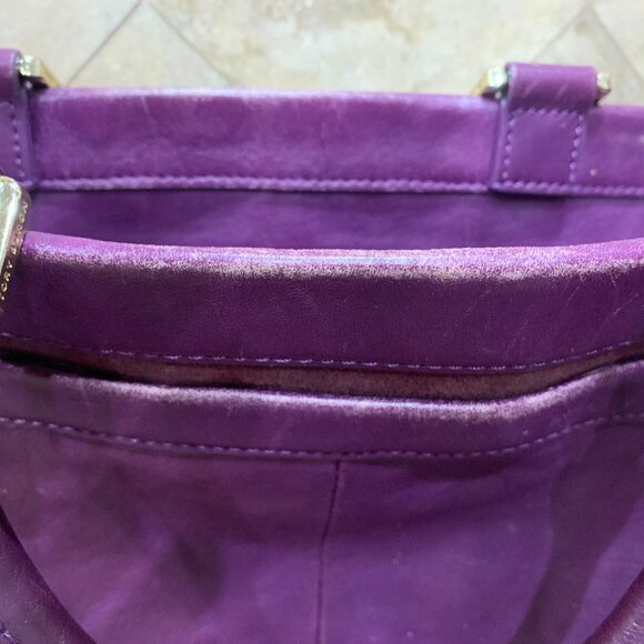Vintage Toriy Burch Purple Bag - Picture 5 of 11